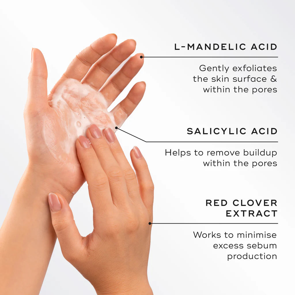 Medik8 Pore Cleanse Gel Intense texture with key ingredients (L-mandelic Acic, Salicylic Acid and Red Clover Extract)