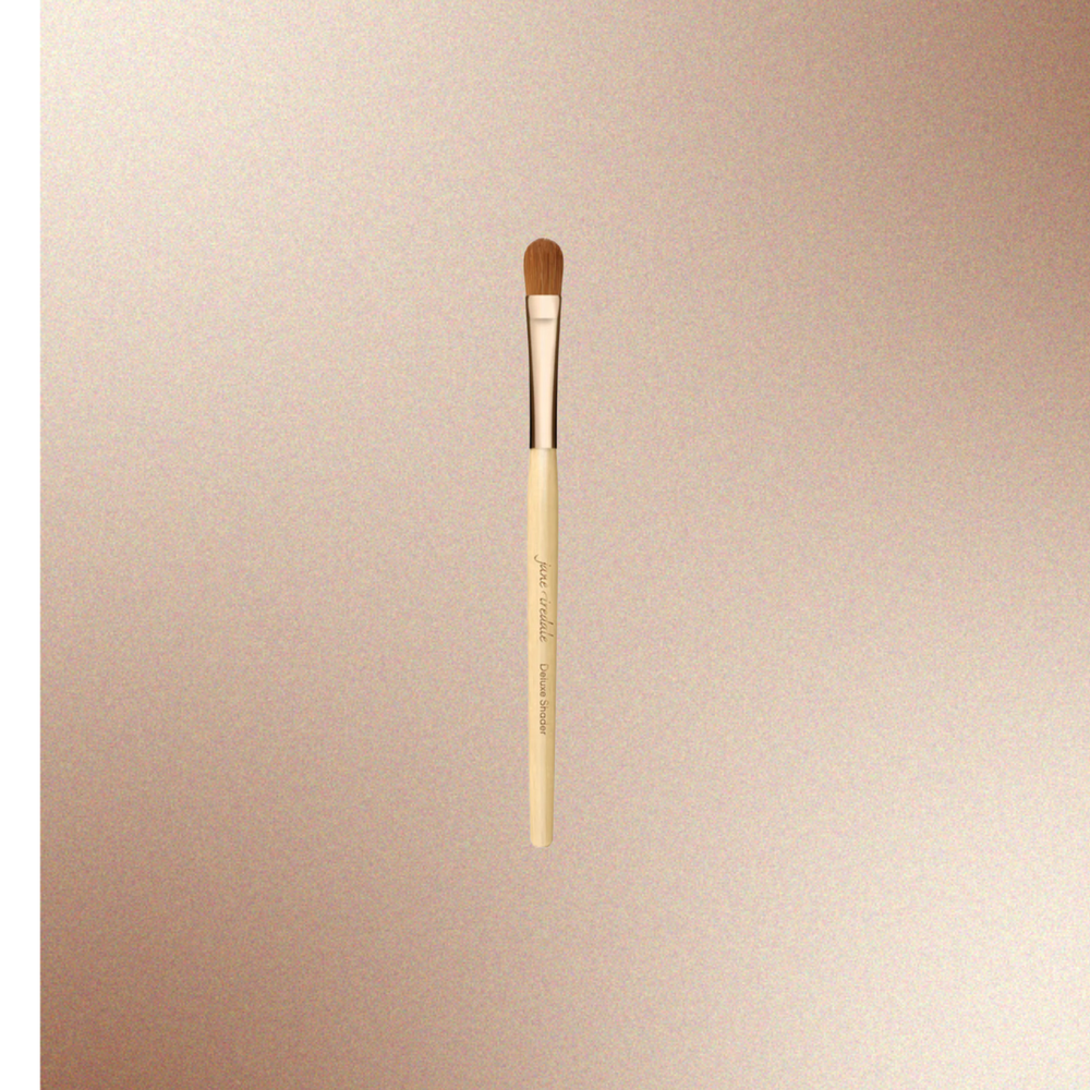 {{Product vendor}} {{Product title}} make up
