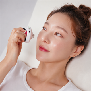 Microneedling