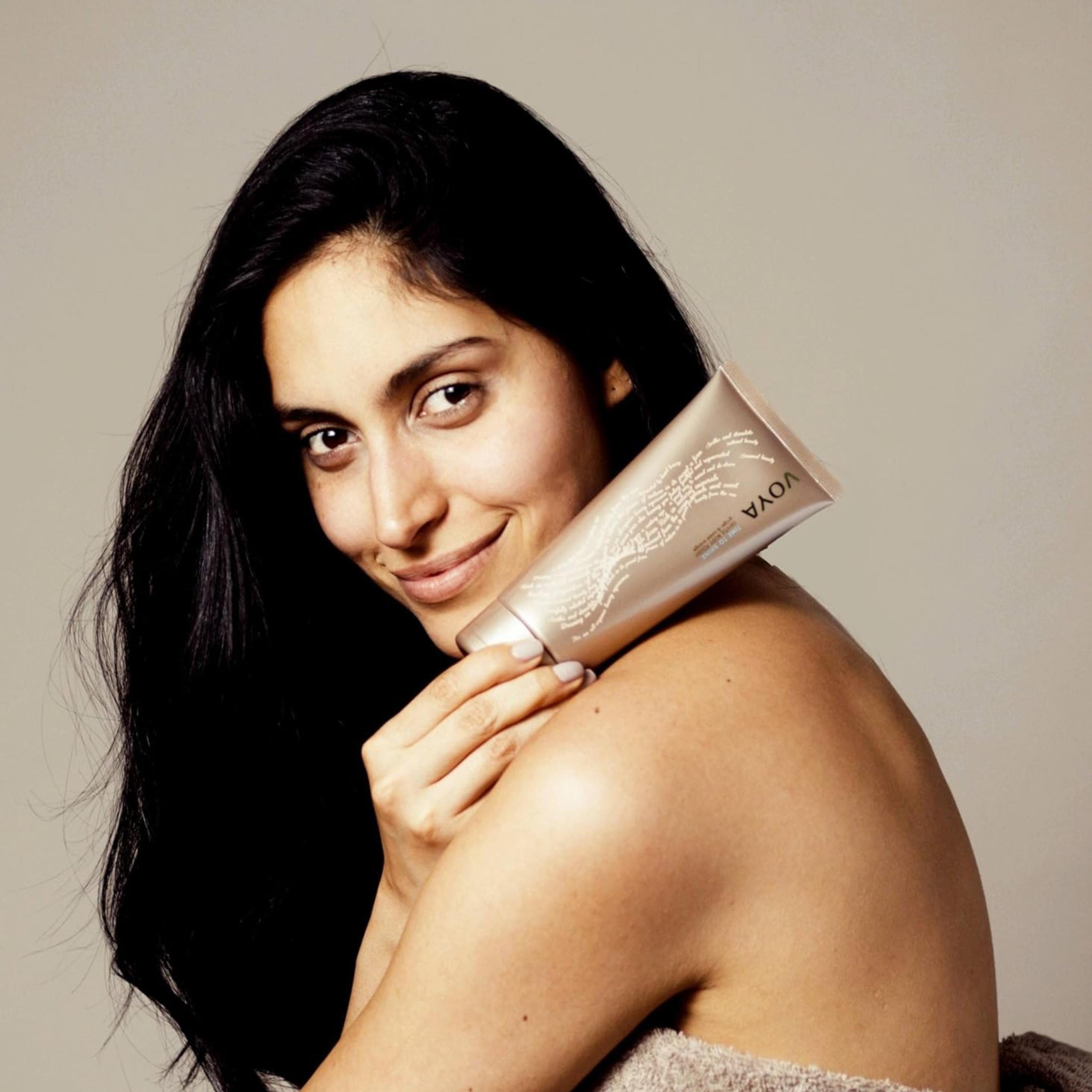 Voya Time To Shine Gentle Body Polish