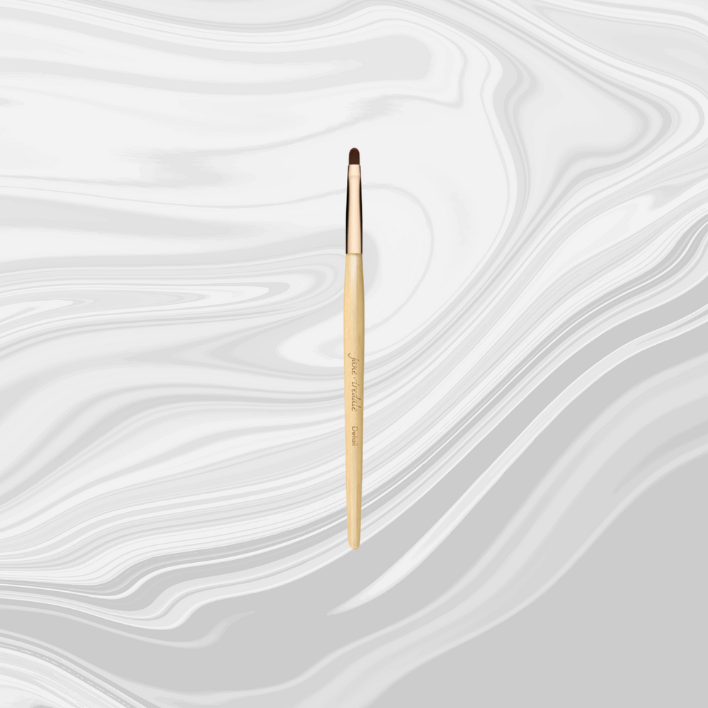 {{Product vendor}} {{Product title}}  make up