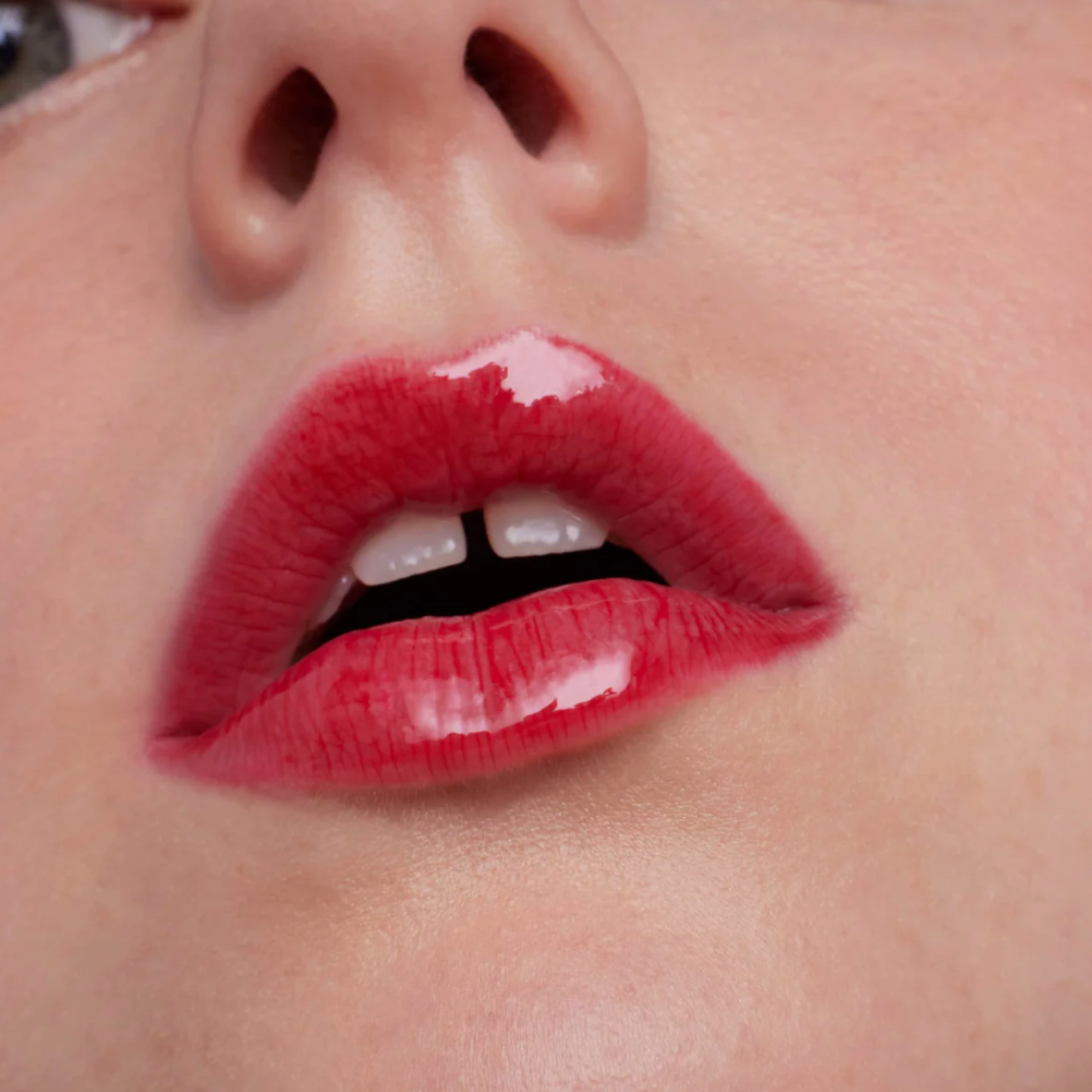 {{Product vendor}} {{Product title}}  make up