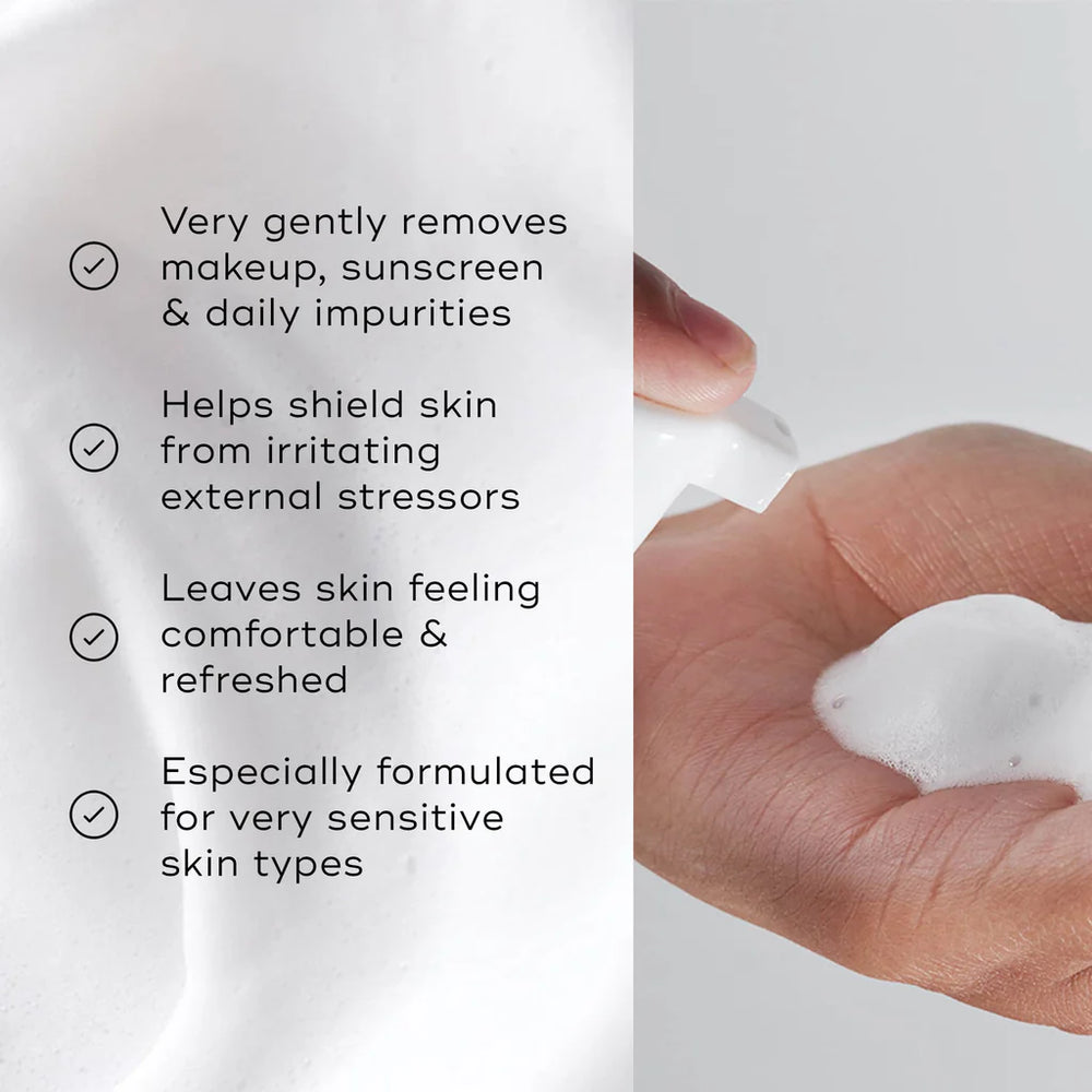 Medik8 gentle cleanse infographic, listing product features, removes makeup and impurities, leaves sking comfortable and refreshed, formulated for very sensitive skin types