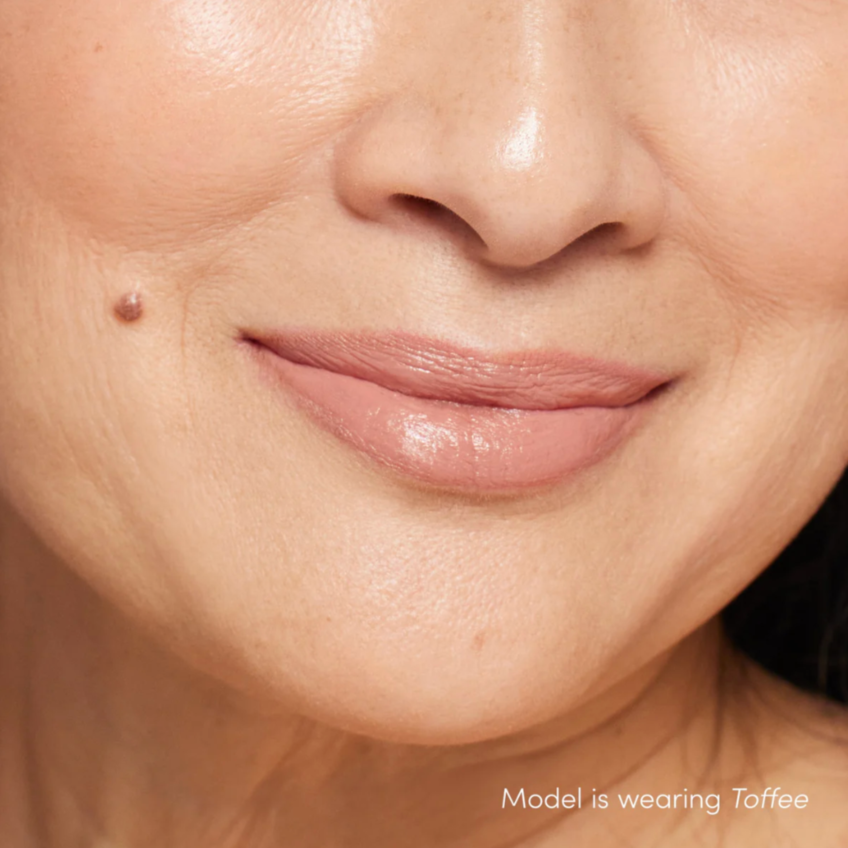{{Product vendor}} {{Product title}}  make up