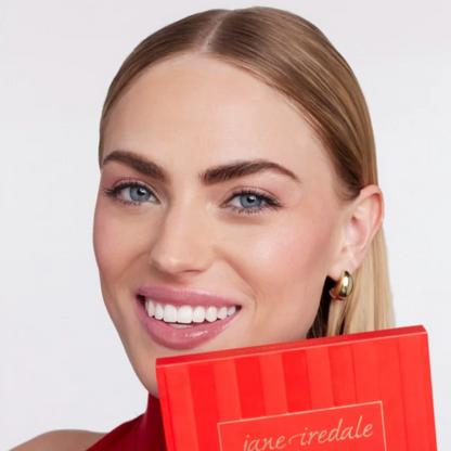 Jane Iredale Everything Nice Merry & Bright Multiuse Face Palette