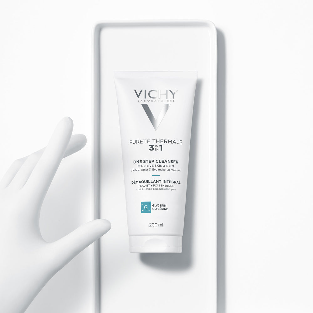 Vichy Pureté Thermale 3 in 1 Step One Cleanser 200ml