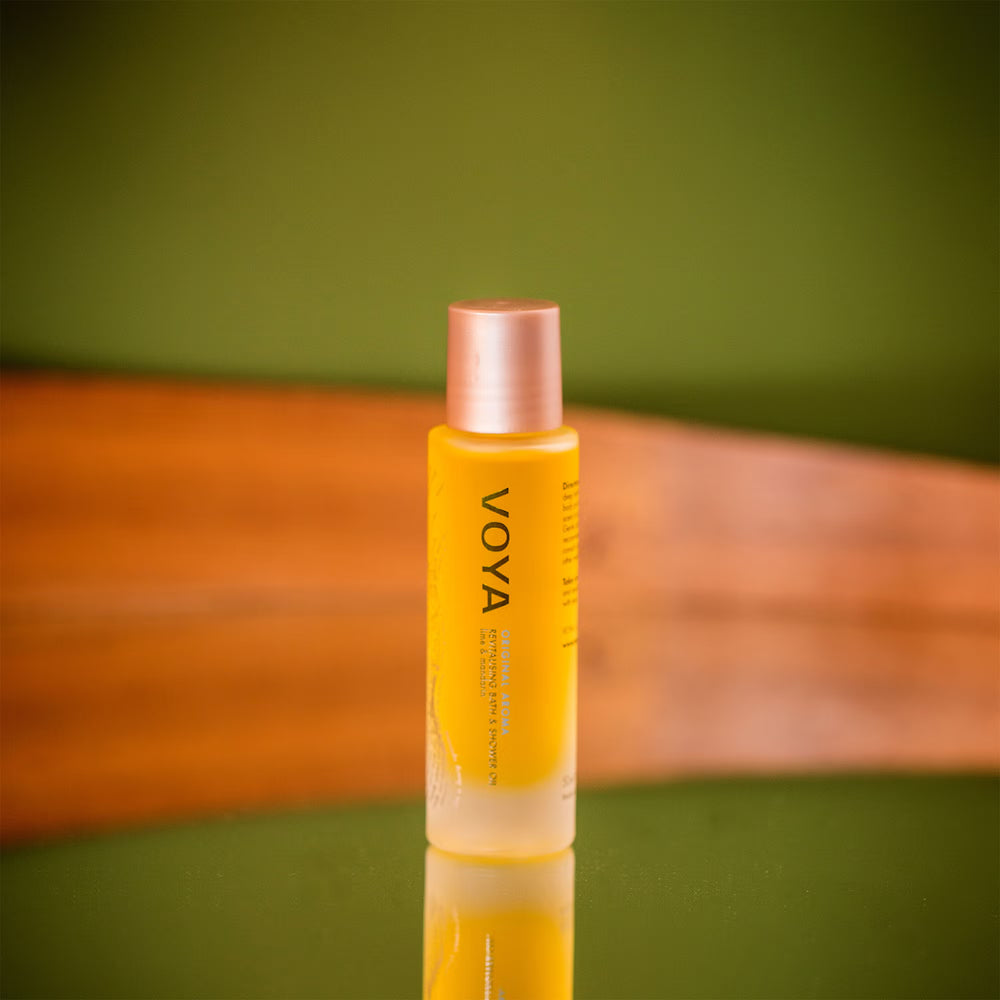 VOYA Revitalising Bath and Shower Oil Lime & Mandarin 50ml VOYA