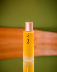 VOYA Revitalising Bath and Shower Oil Lime & Mandarin 50ml VOYA