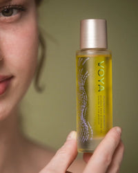 VOYA Moonlight Moments Relaxing Bath & Shower Oil 50ml VOYA